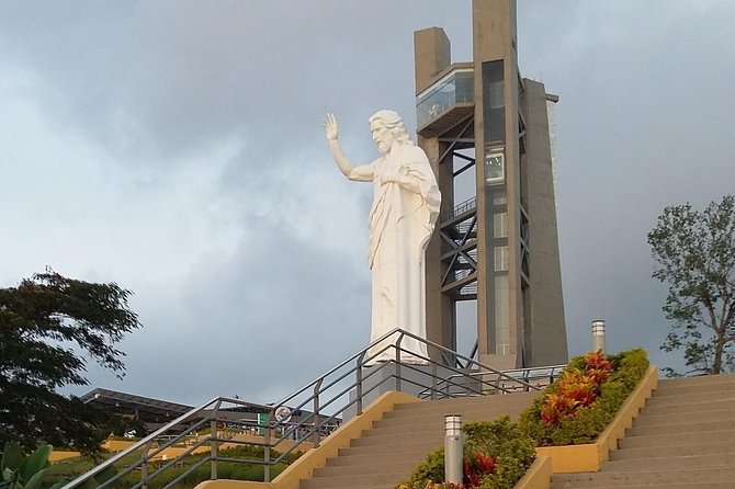 Private Tour - City Night Tour Cerro Del Santisimo (Culture) - The ride up the hill by cable car