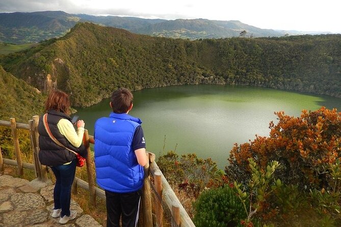 Private Tour of Laguna Guatavita and Zipaquirá Salt Cathedral - A short visit to Guatavita town