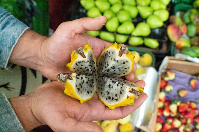 Private Tour of Paloquemao Square with Gastronomic Tasting - Key points to know before you book