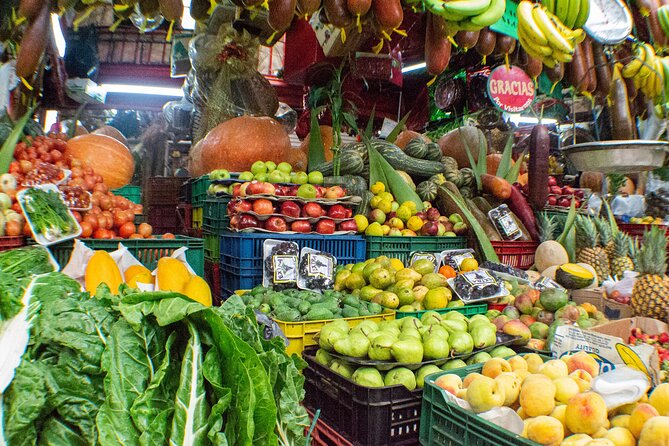 Private Tour of Paloquemao Square with Gastronomic Tasting - Who will enjoy this morning most?