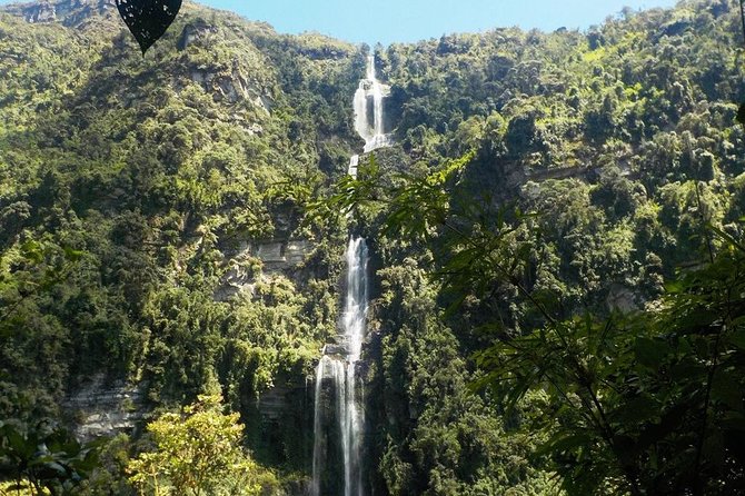 Private Tour to the Nature Waterfall of La Chorrera from Bogotá - Key points at a glance