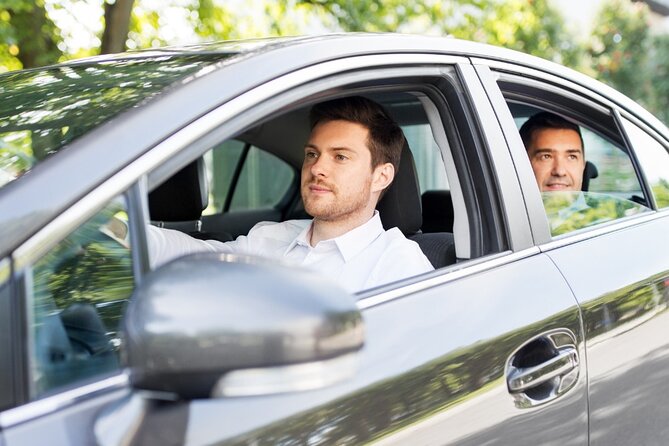Private transfer service from or to Medellín Airport - Key points to know before booking