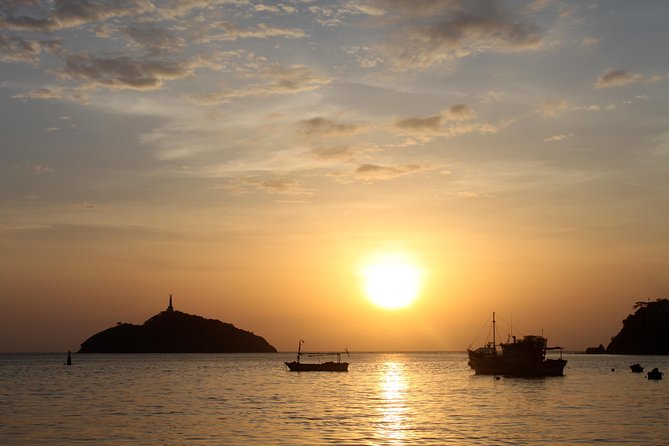 Private Transportation from Cartagena to Santa Marta City - Choosing between an SUV, minivan, and minibus