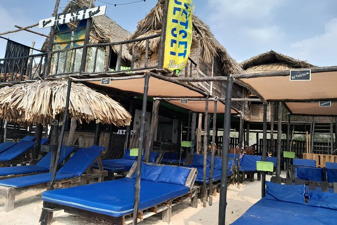 Quiet Beach, Baru Premium to the max - From Cartagena to Barú: an early start and a long road