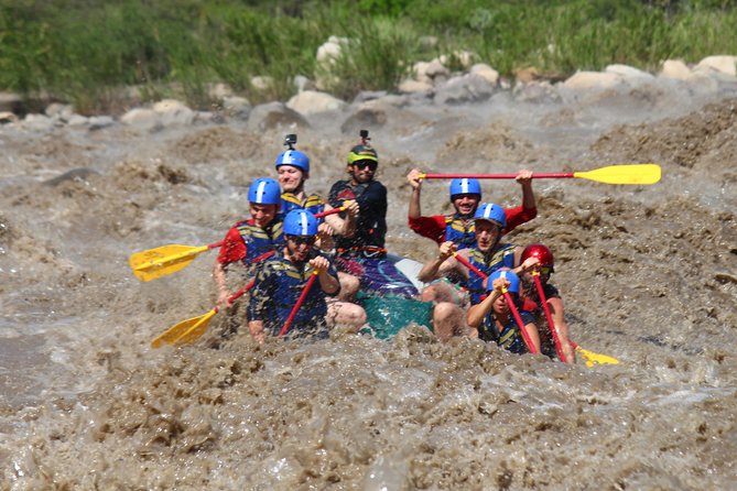 Rafting Rio Chicamocha 2/3 - What the 8-hour San Gil rafting day involves