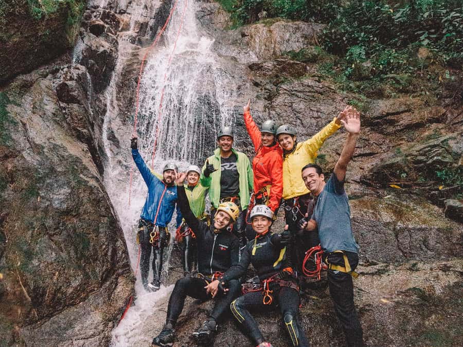 Rappel tour from Medellin. Transport by car or motorcycle - What the $221 price includes