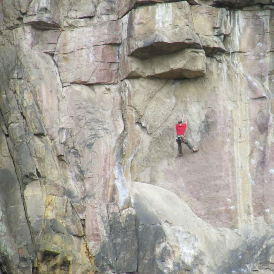 Rock Climbing in Suesca Experience - Why Suesca is such a good place to learn