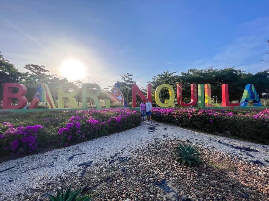 Salida de Cartagena: City Tour a Barranquilla & Santa Marta - Music, football, and the people behind the city