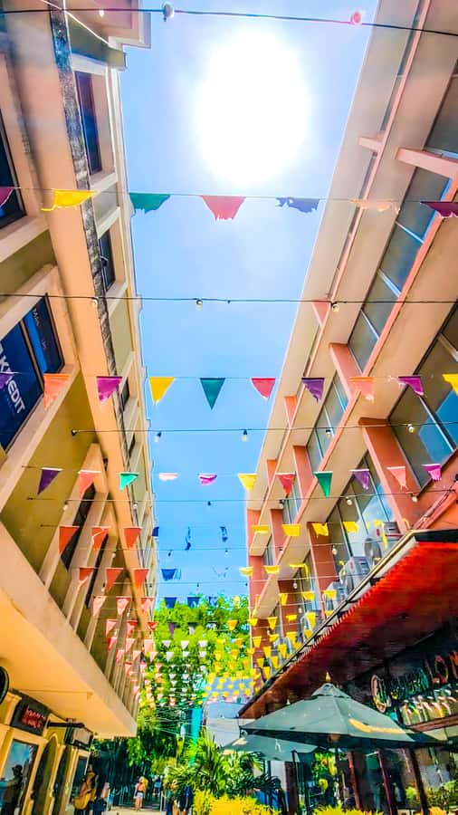 Salida de Cartagena: City Tour a Barranquilla & Santa Marta - Arriving in Santa Marta’s historic center