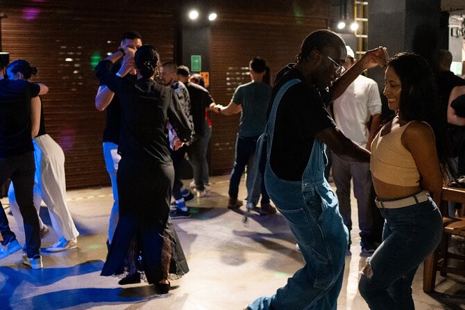 Salsa & Bachata Nightlife Tour in Medellín with a Local Dancer - Is $45 a Fair Price?