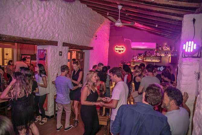 Salsa Tour in Cartagena with admission Ticket to Café Havana - Key points to know before booking