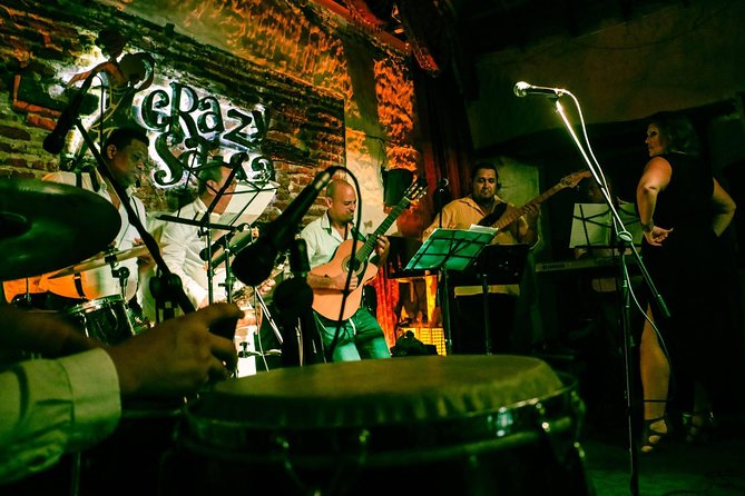 Salsa Tour in Cartagena with admission Ticket to Café Havana - Café Havana delivers the evening’s main atmosphere