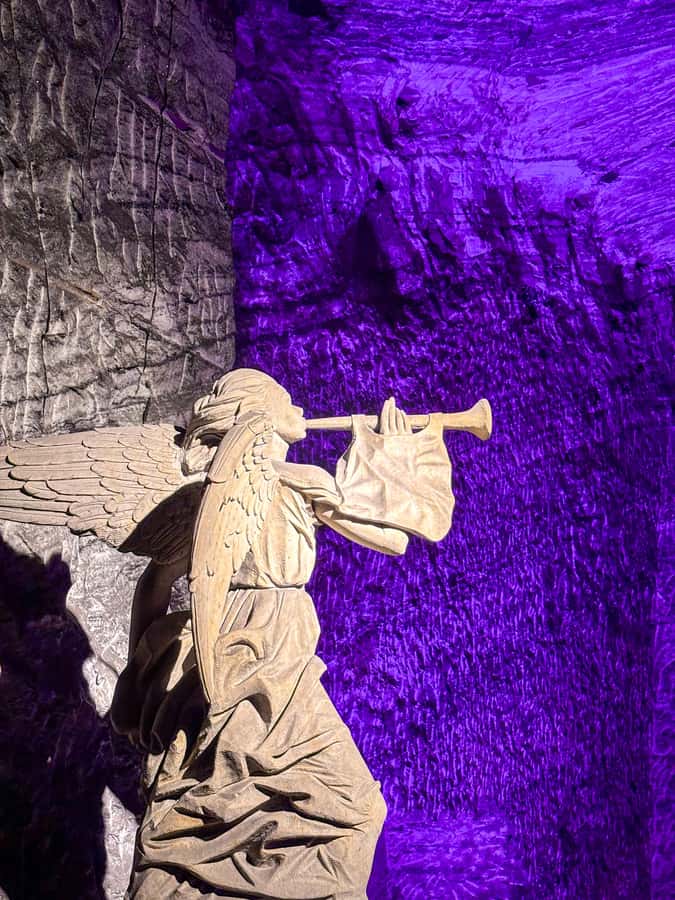 Salt Cathedral and Guatavita Lake with Lunch and Guide - Why this makes a good day trip from Bogotá