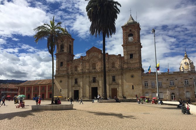 Salt Cathedral Tour along with the Legendary Lake Guatavita - Leaving Bogotá in a private vehicle