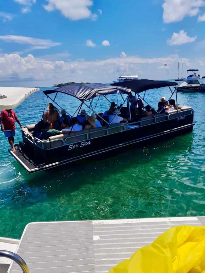 SAN ANDRES: FULL DAY SHARED PONTOON TOUR - Key points to know before you book