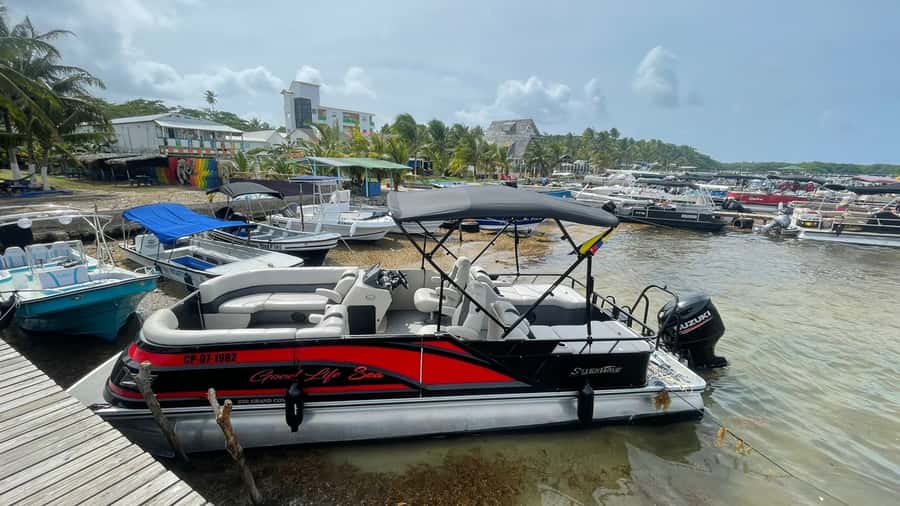 San Andrés: Island Pontoon Boat Tour - What to pack for this San Andrés boat day