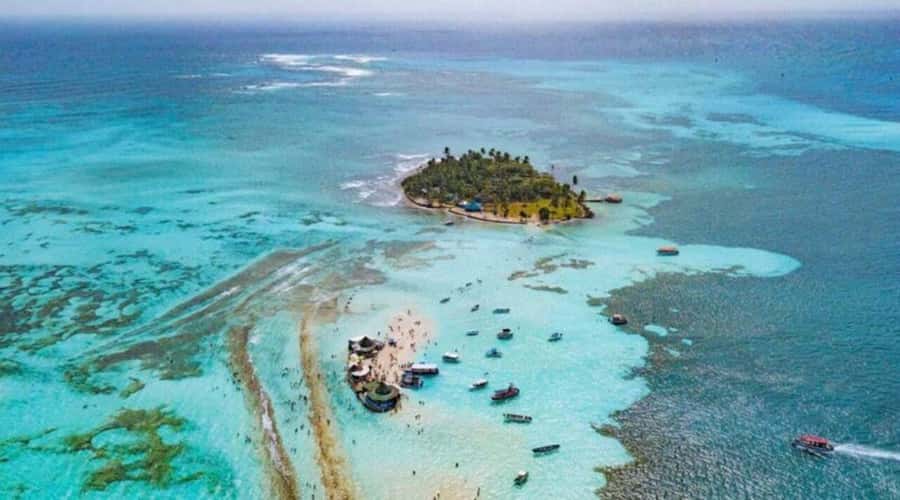 San Andres: Transfer by Boat + Natural Aquarium - Leaving From the Police Pier or Portofino Pier