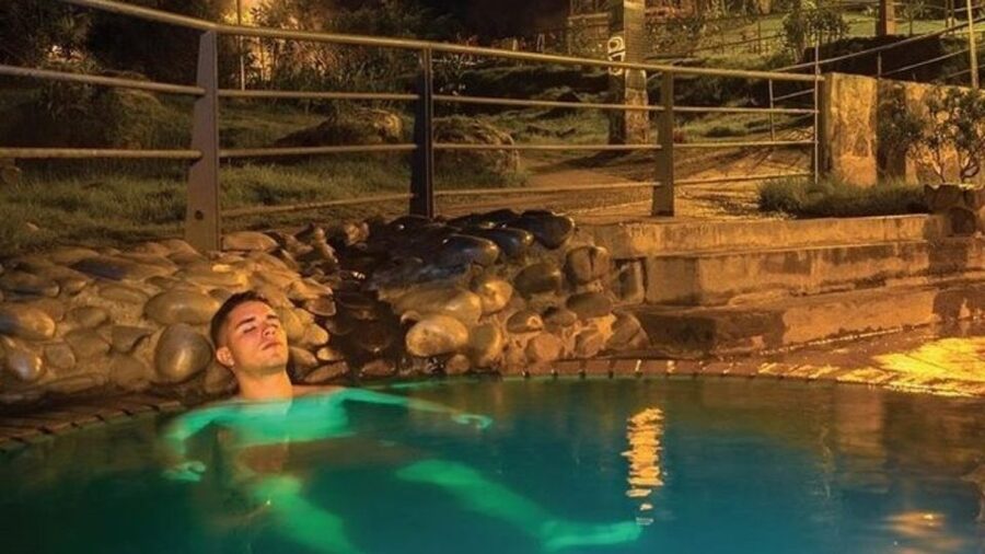 San Vicente hot springs from Pereira, Armenia or Salento - Why the private format matters