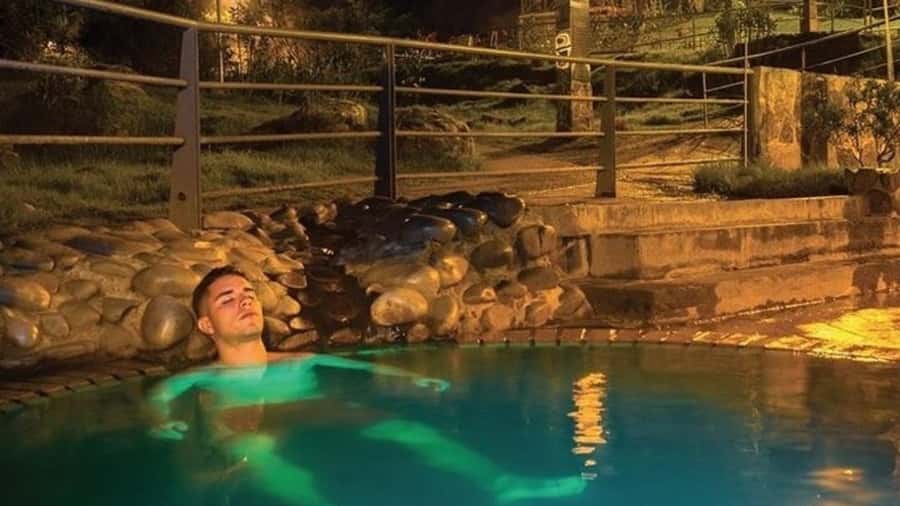 San Vicente hot springs from Pereira, Armenia or Salento - Who will enjoy this most