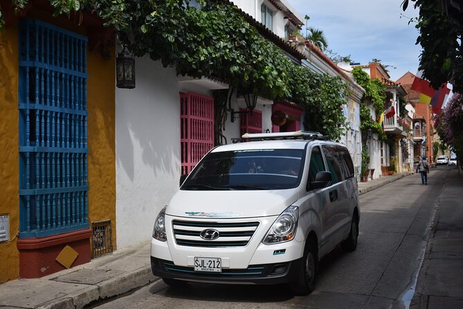 Santa Marta ↔ Cartagena Transfer with Barranquilla City Tour - The road between the two Caribbean cities