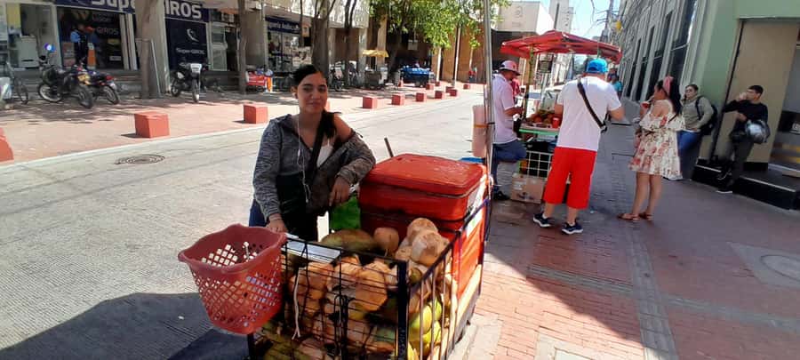 Santa Marta Graffiti Tour: Urban Art & Culture - Key points at a glance