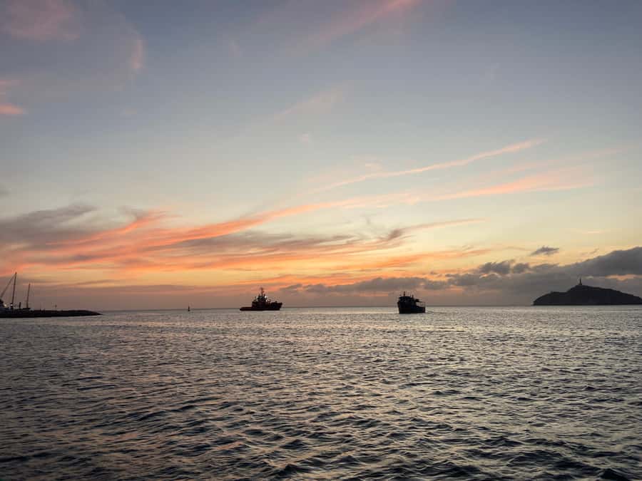 Santa Marta: Sunset Cruise Around the Bay - Who Will Enjoy This Private Sunset Cruise?