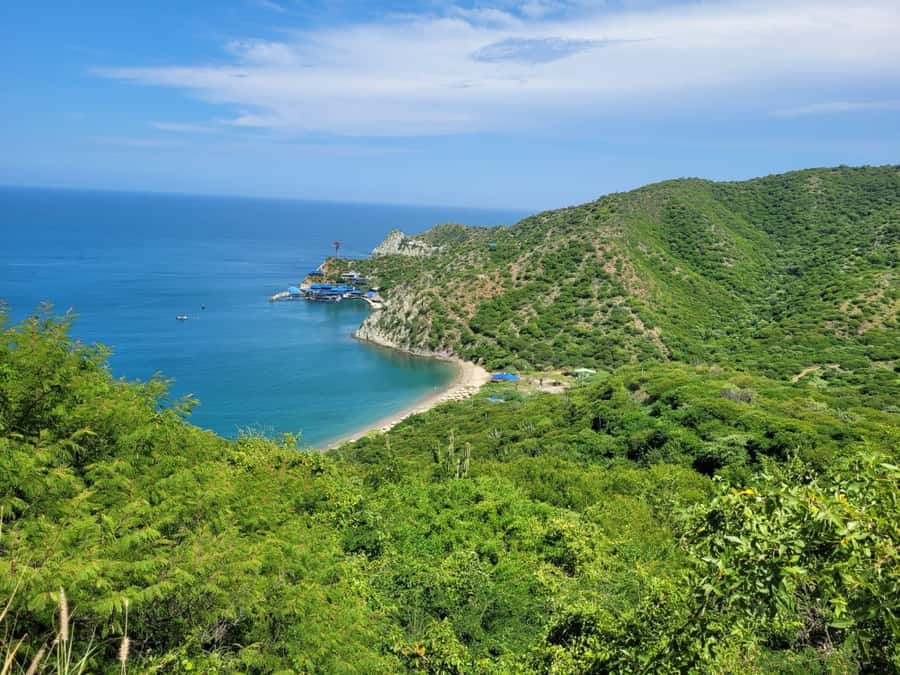 SANTAMARTA: White Night Tour in Katamaran with open bar - What the open bar really means