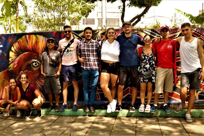 Shared Gastronomic Tour in the Alameda Cali Market - Loma de la Cruz and the first city views