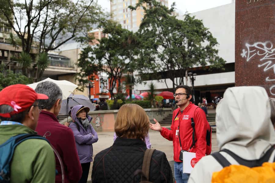 Shared Tour Colombian Conflict War, Drug Trafficking & Peace - Walking conditions and what to bring
