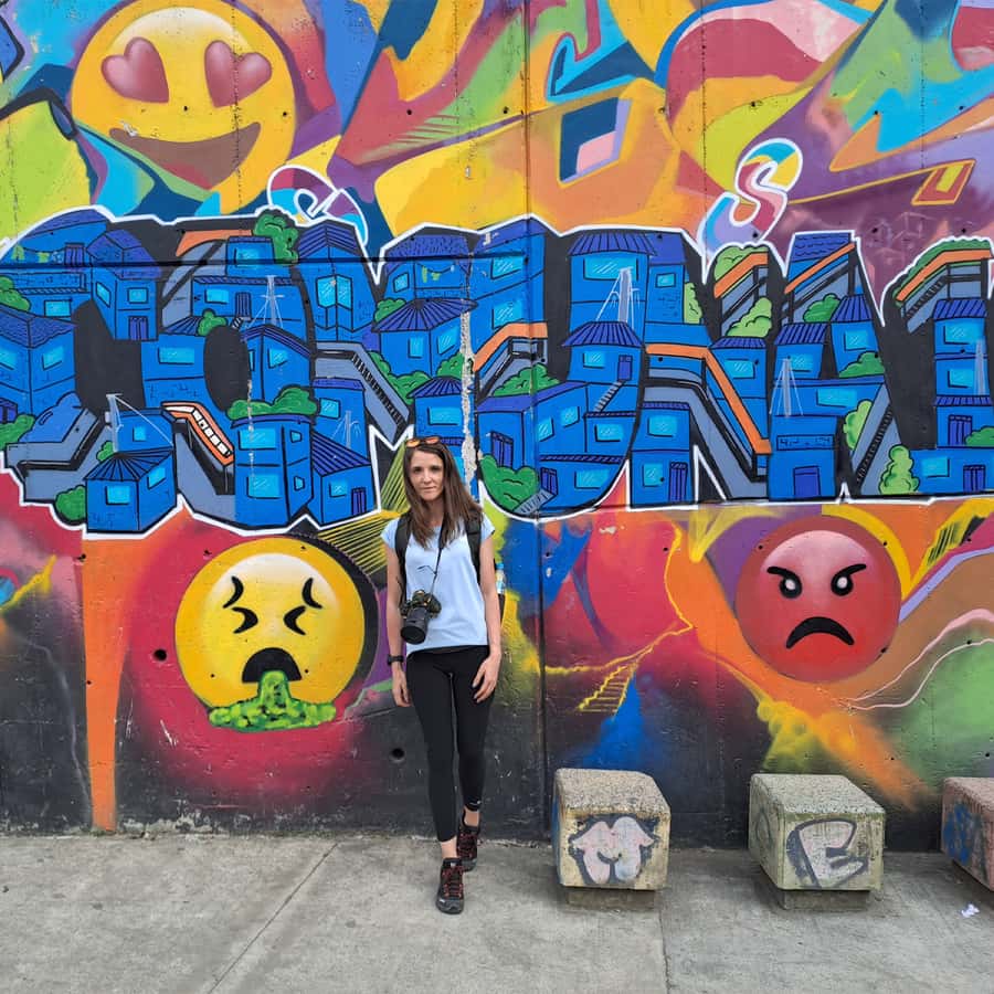Shared Tour to Comuna 13 & Aurora Cable Car in Medellin - Key points to know before you go