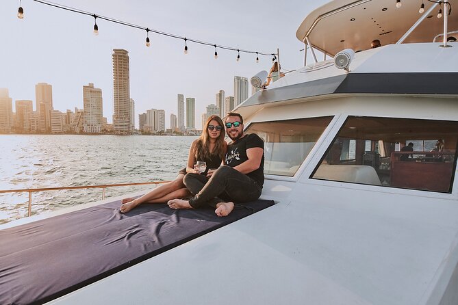 Sibarita Master 85' luxury 90 min Sunset Tour Open Bar - Food aboard: convenient, but not included