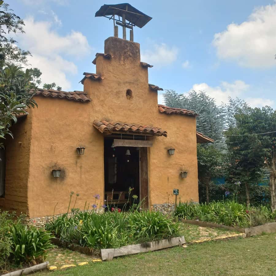 Silletero Tour - From Medellín - Walking the ecological trail