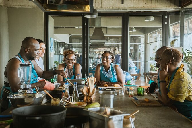 Small-Group Colombian Cooking Class in Cartagena with Local Chefs - Starting in Getsemaní with a view of San Felipe Castle