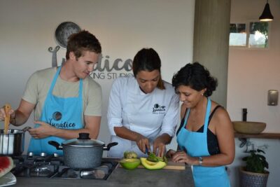 Small-Group Colombian Cooking Class in Cartagena with Local Chefs