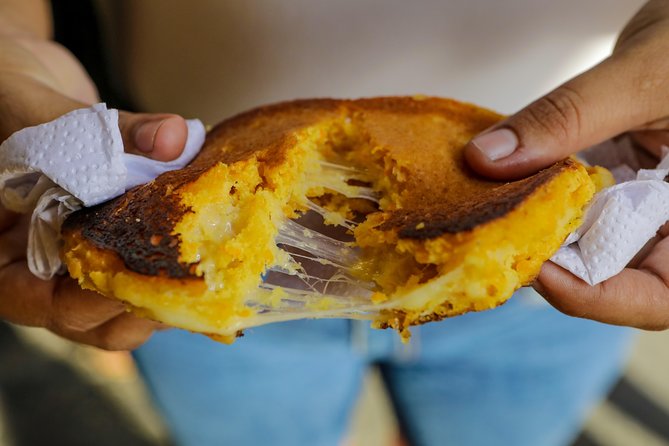 Street Food Tour with a local Foodie in Cartagena - Why this food walk works well in Cartagena