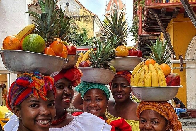 Taste Cartagena: Street Food and Full City Tour with Expert Guide - A late-afternoon start in Plaza de San Diego