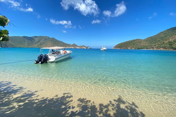 Tayrona by sea - Why see Tayrona from the sea?
