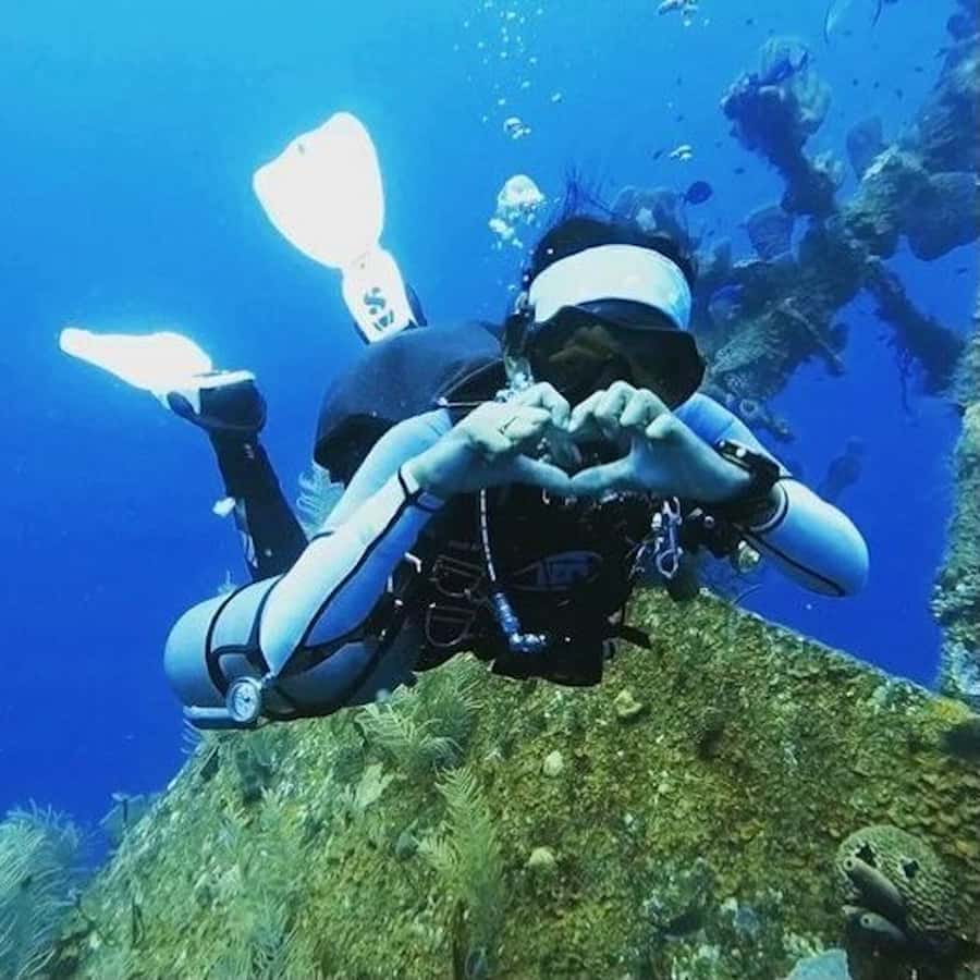 Tayrona National Park: Scuba Diving Tour for Beginners - Meeting the boat in downtown Santa Marta