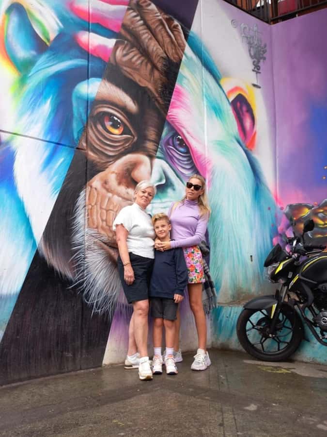 The best Commune 13 Tours in Medellín - Murals that explain more than color