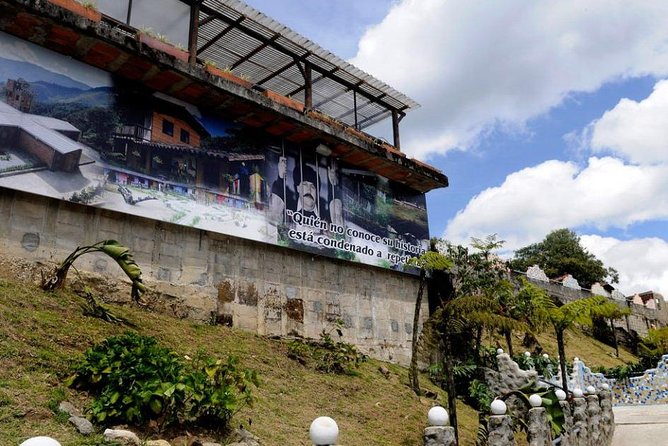 The Best Pablo City Tour In Medellin - Why this tour matters in Medellín