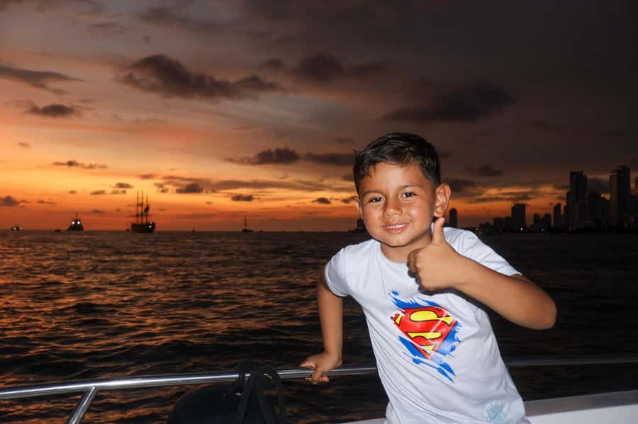 The best sunset tour in the bay: Open bar party & fun - Music, Animation, and Dancing