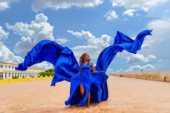 The Original Flying Dress PhotoShoot in Cartagena - The people behind the camera matter