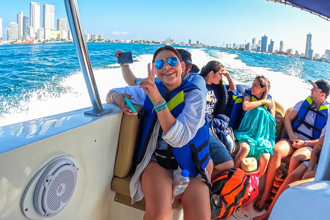 Top 5 Places you need to know around the island from cartagena. - Cholón Island, Cartagena’s loudest stop