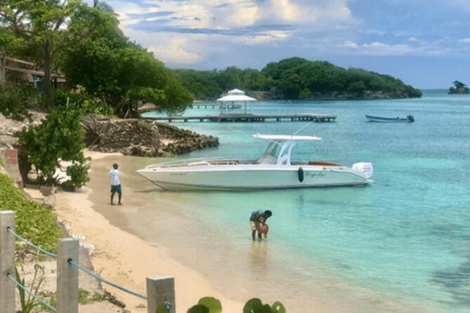 Tour 5 islands in Cartagena with snorkeling, lunch Charm Island - Is $138.68 a fair price?