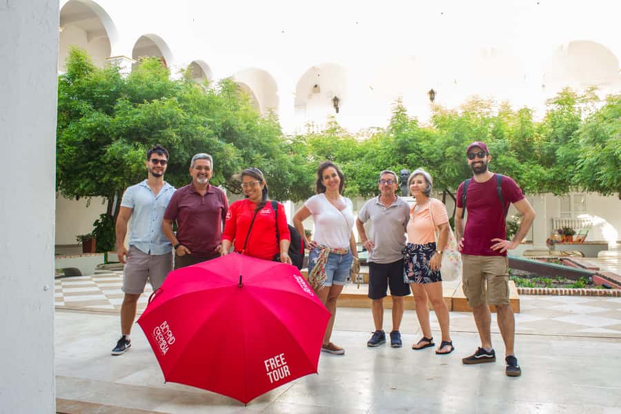Tour Compartido de Gabriel García Marquez en Cartagena - How Love in the Time of Cholera fits the route