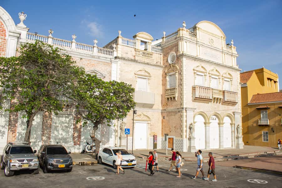 Tour Compartido de Gabriel García Marquez en Cartagena - Of Love and Other Demons and the role of faith