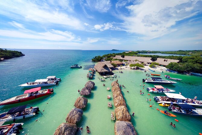 Tour of the Rosario Islands, Cartagena - Playa Blanca and Mambo Beach: the day’s strongest beach stop