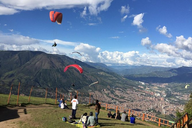 Tour Paragliding - The guides can shape the whole outing