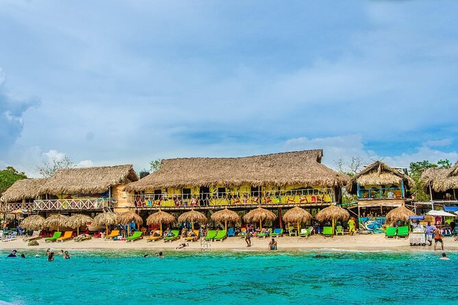 Tranquila Beach and Aquarium Day Tour - Leaving Cartagena at 8:00 a.m.