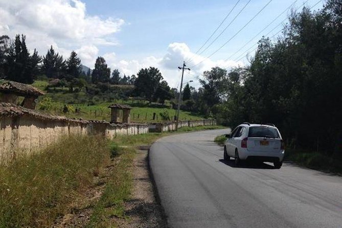 Transportation to Zipaquira´s Salt Cathedral and Guatavita Lagoon - What this Bogotá day trip really offers